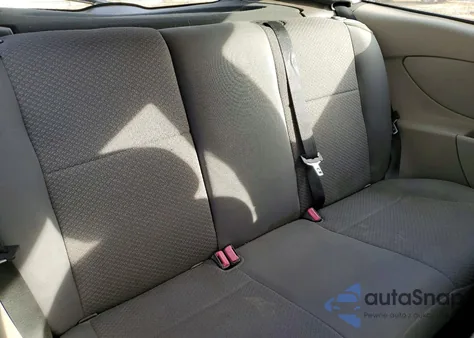 2005 Ford Focus Zx3 z USA, uszkodzony, nr VIN 3FAFP31N55R161300